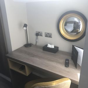 Classic Single Room